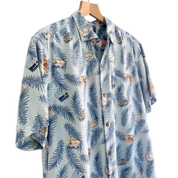 Tommy Bahama Men's Sz M Light Blue Surf Surfing Woodie Short Sleeve Button Shirt - Picture 2 of 13